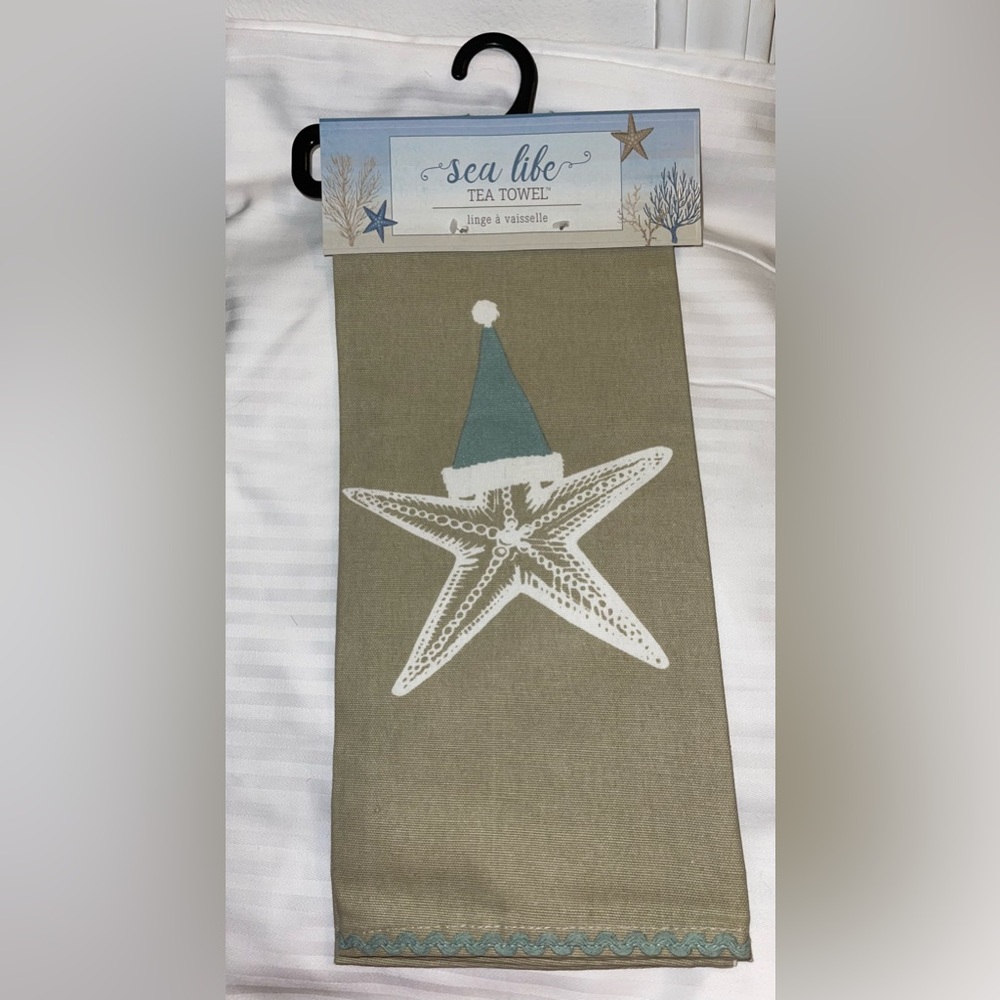 Kitchen Tea Towel NWT Starfish 24” x 24” Nautical Ocean Coastal